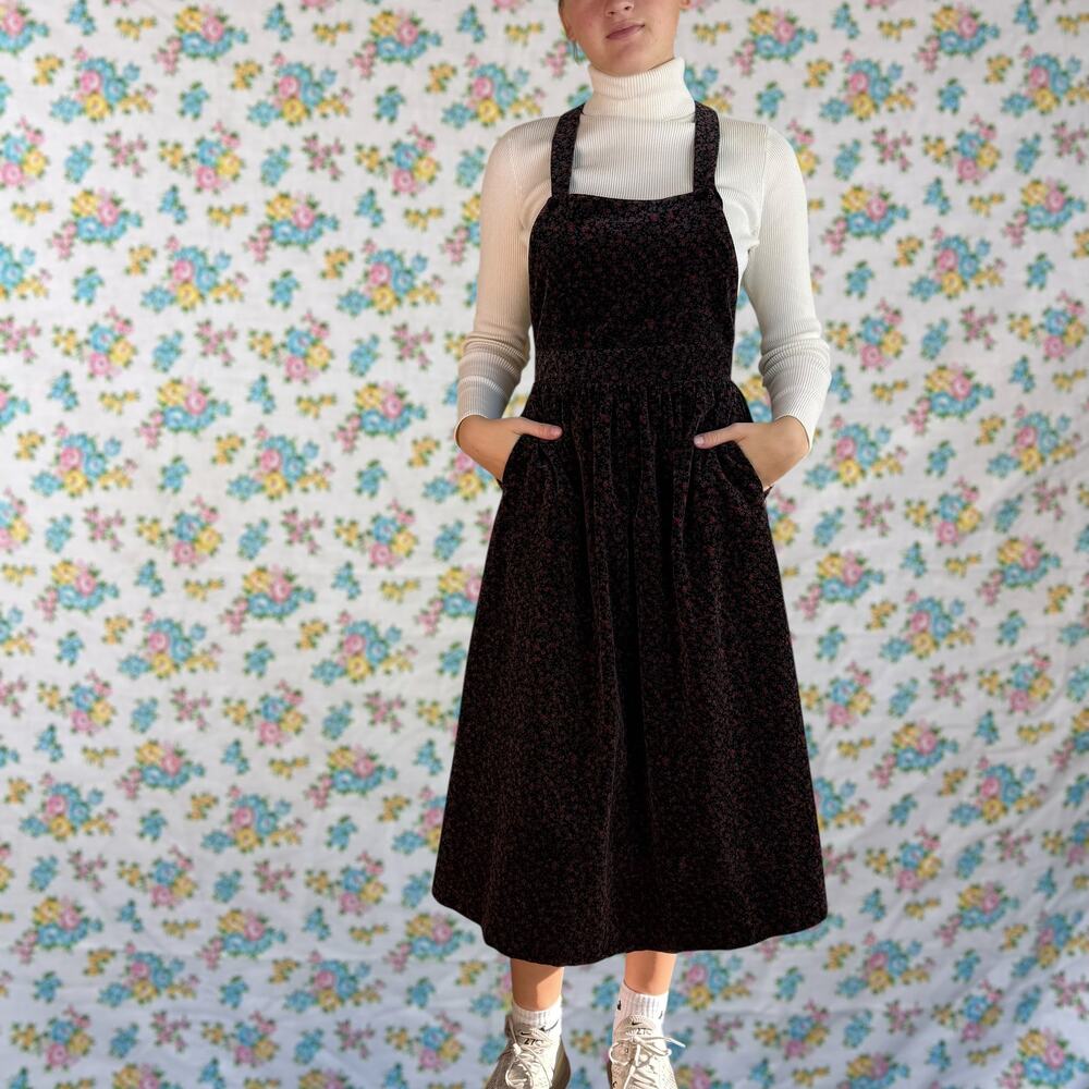 VINTAGE GLENORA FLORAL VELVET OVERALL APRON DRESS SIZE 6 - Picture 9 of 9